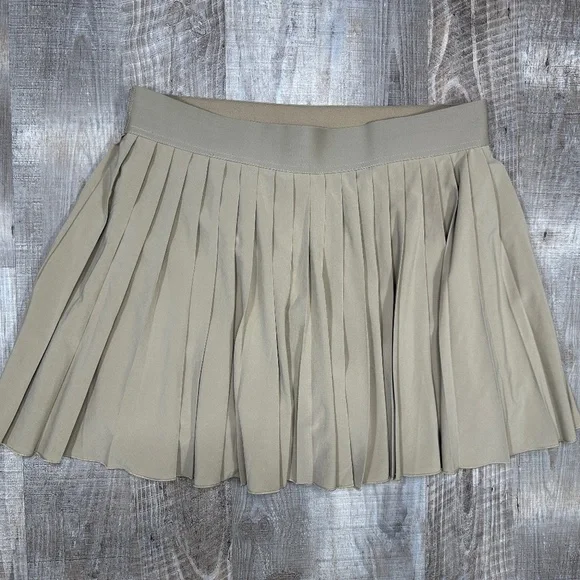 Aritizia TnAction TnaMove Tennis ProMicro pleated high rise Skirt Tan Size L - Picture 5 of 10
